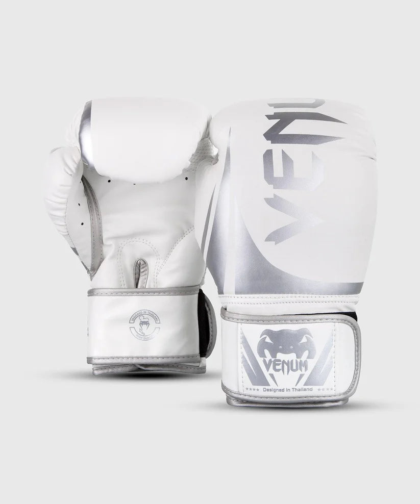 Guantes de Box Venum Challenger 2.0 (Blanco / Plateado) (Disponible en Costa Rica y por Encargo)